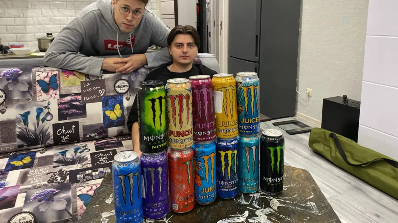 ВЫБИРАЕМ САМЫЙ ЛУЧШИЙ ЭНЕРГЕТИК MONSTER ENERGY (ft. Брамо, Мафаня и Зеля)