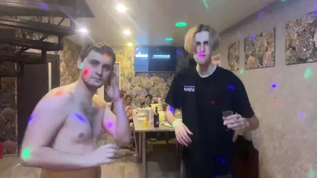 ДЕНЬ РОЖДЕНИЯ МАКСА БАКСА