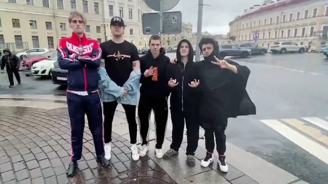 IRL С МОРАНОЙ БАТОРИ / ХАСАНЯТ ПО ГОРОДУ В НОВЫХ ШМОТКАХ
