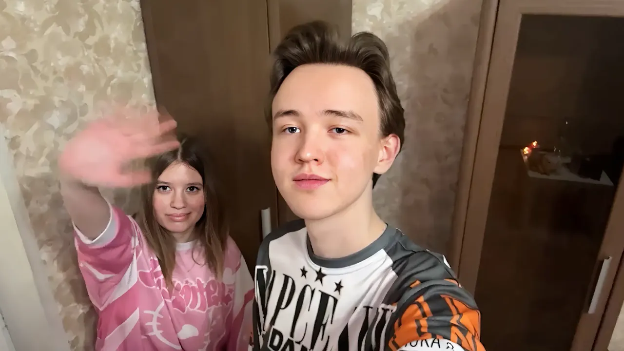 ШОУ "НАУШНИКИ" ПОШЛИ НЕМНОГО НЕ ПО ПЛАНУ / СОЛЬНЫЙ СТРИМ ORISS